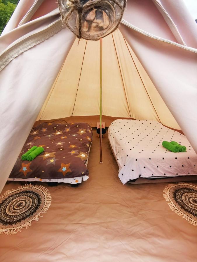 Luna Rock Glamping Brezoi - Blue Scai Ξενοδοχείο Εξωτερικό φωτογραφία