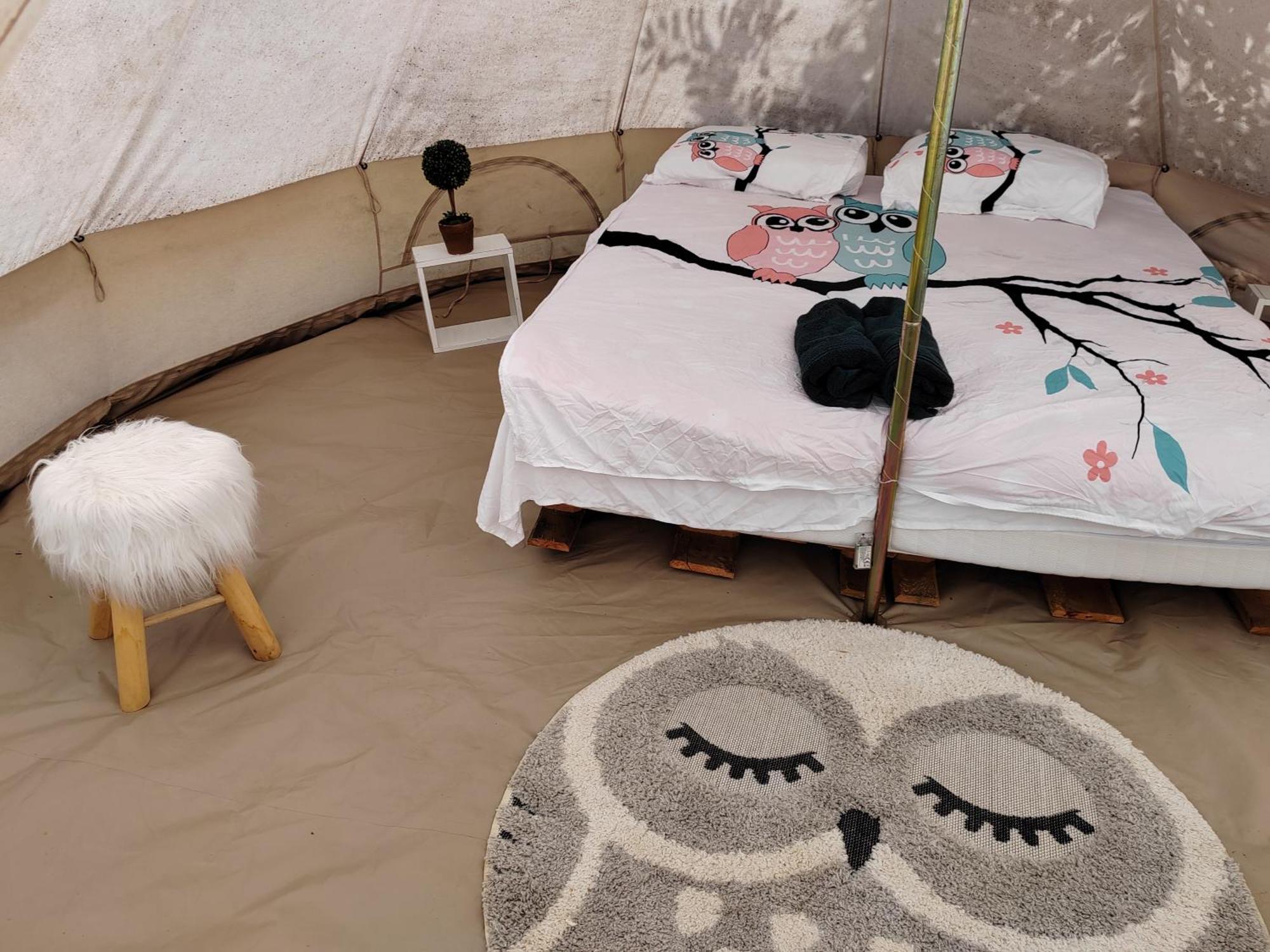 Luna Rock Glamping Brezoi - Blue Scai Ξενοδοχείο Εξωτερικό φωτογραφία